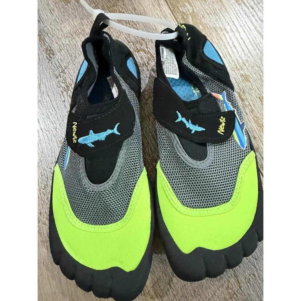 Newtz Kids Water Shoes Size 2/3 Youth Shark Black Lime Green Aqua Socks NWOT